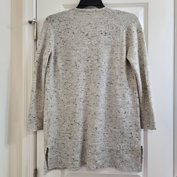 Madewell Donegal Kent Cardigan Sweater in Coziest Yarn - Donegal Smoke - Picture 4 of 8